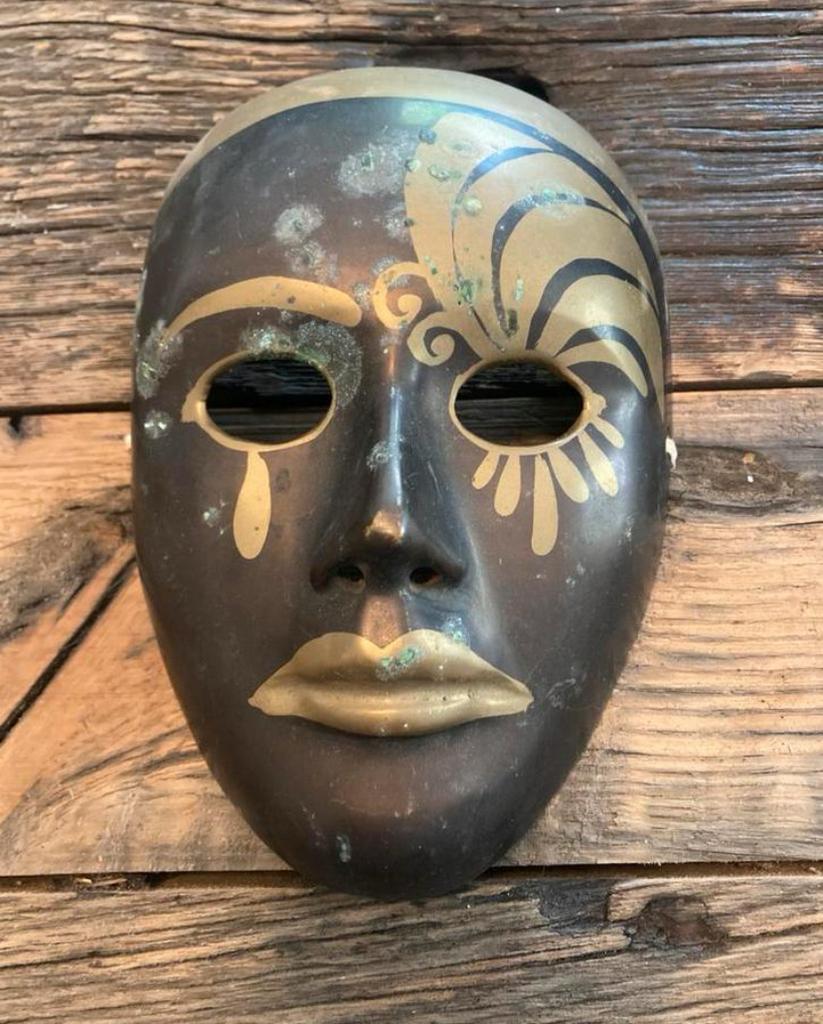 Masque vintage en cuivre - Masque de théâtre vénitien, Antiquités & Art, Enlèvement ou Envoi