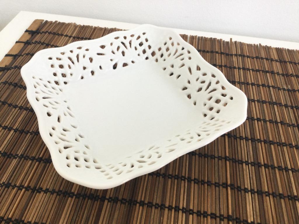 Elégant petite coupe en porcelaine  Schumann, Enlèvement