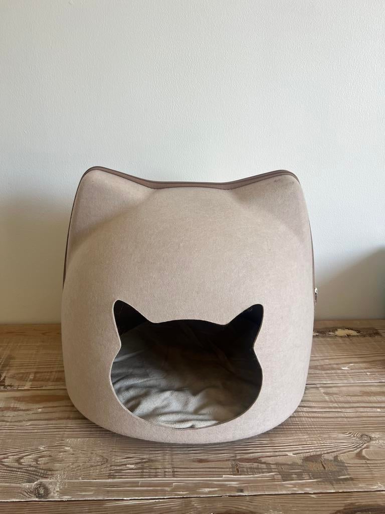 Leuk katten mandje / nestje, Ophalen, Zo goed als nieuw