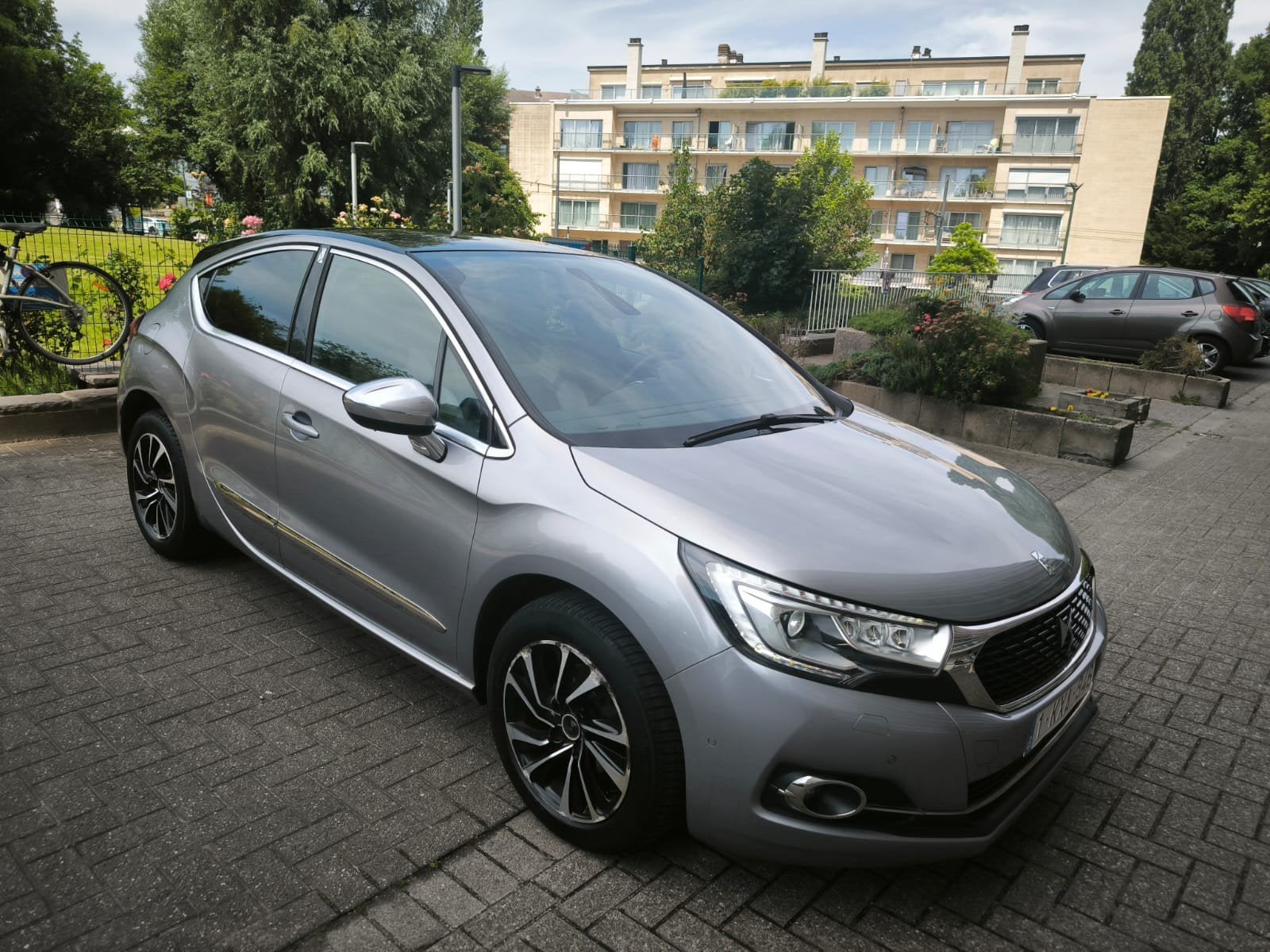 Citroen ds4 benzine euro6d 2016 1eig 130dkm leder navi vol, Auto's, Voorwielaandrijving, Leder, 5 deurs, Particulier