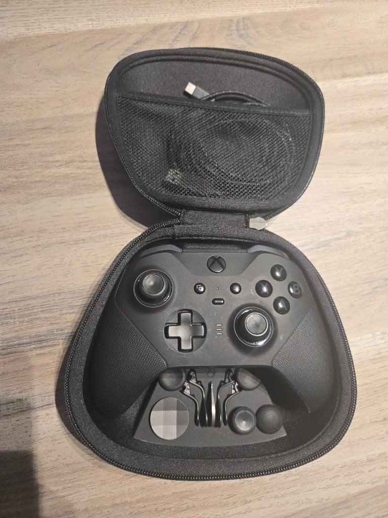 Xbox elite series 2 controller, Consoles de jeu & Jeux vidéo, Consoles de jeu | Xbox | Accessoires, Enlèvement ou Envoi, Neuf