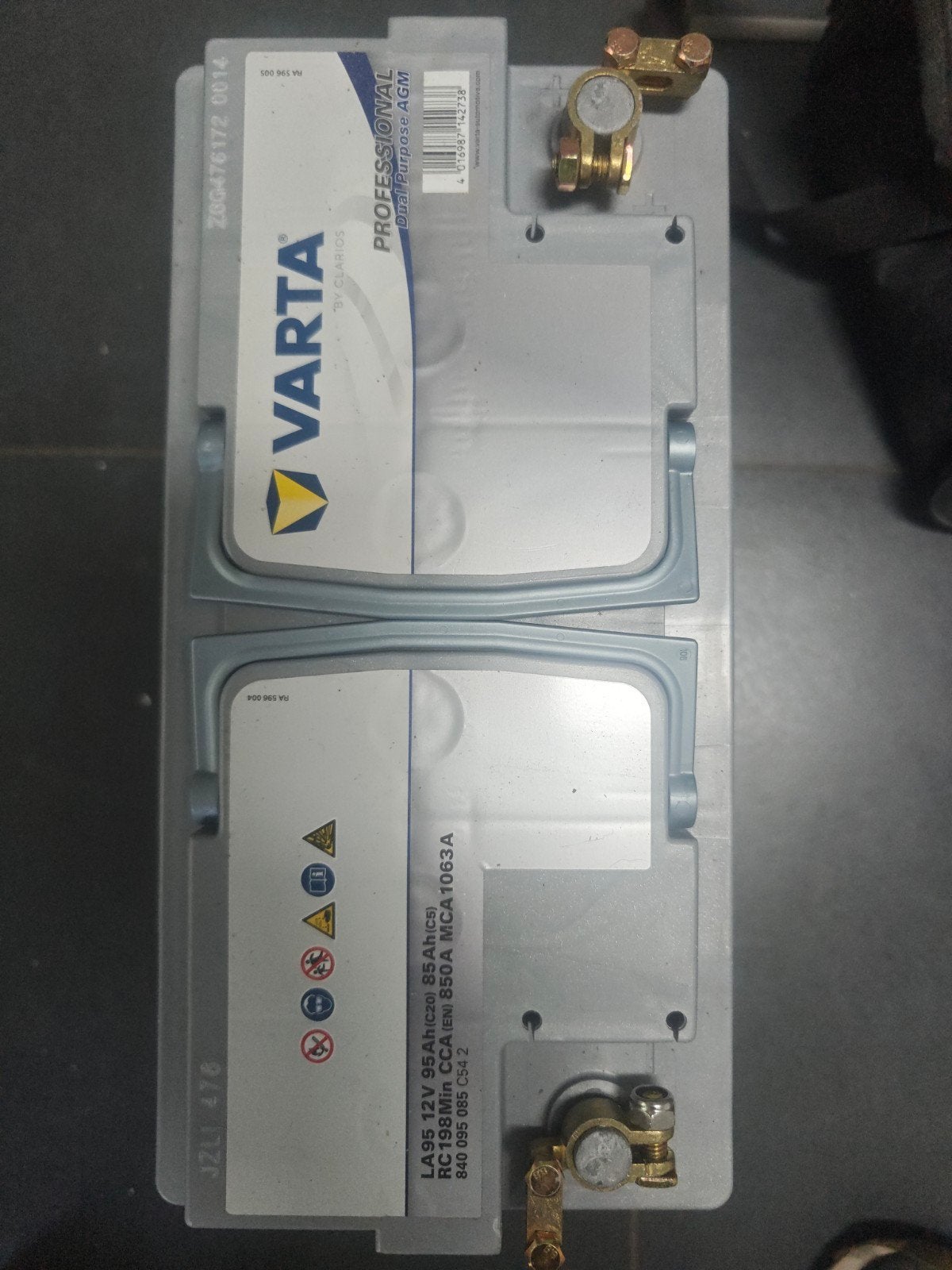 Batterie varta 12 v 85Ah, Autos : Pièces & Accessoires, Enlèvement