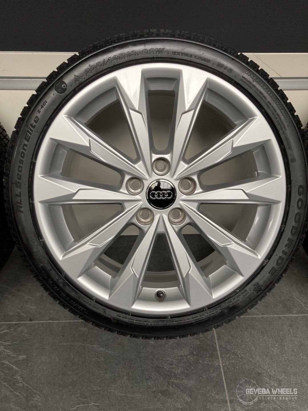 18” originele Audi A3 / S3 8P 8V 8Y velgen allseason banden, Pneus et Jantes, 4 Saisons, Véhicule de tourisme, -