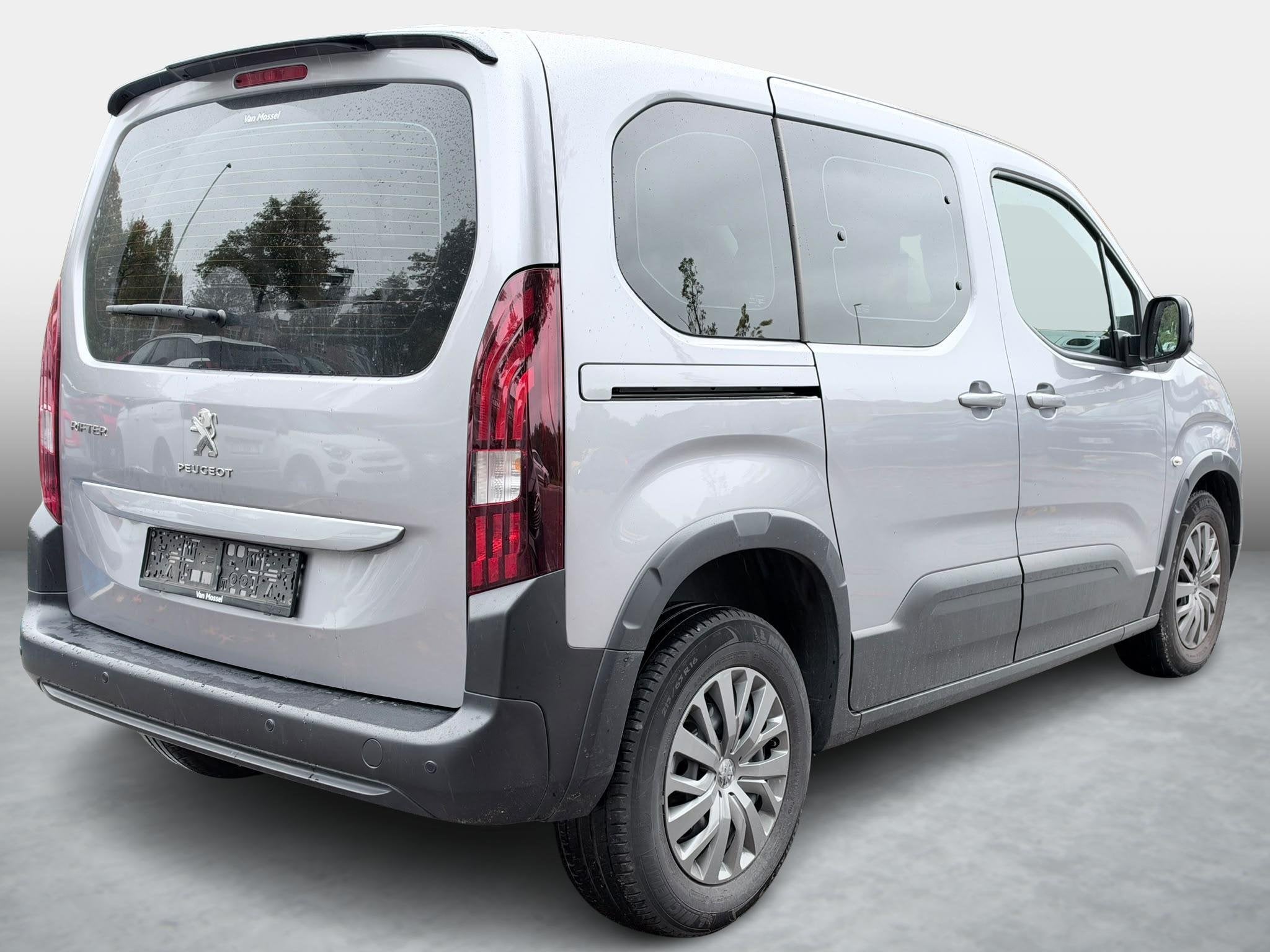 Peugeot Rifter 1.2 PureTech 110 S/S Active, Autos, 1473 kg, Argent ou Gris, Entreprise, Assistance au freinage d'urgence