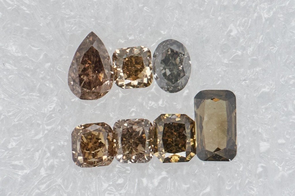 (605)7 pcs Diamant (Natuurlijk gekleurd) 0.90 ct - Gem.slijp, Handtassen en Accessoires, Edelstenen, Ophalen of Verzenden, Nieuw