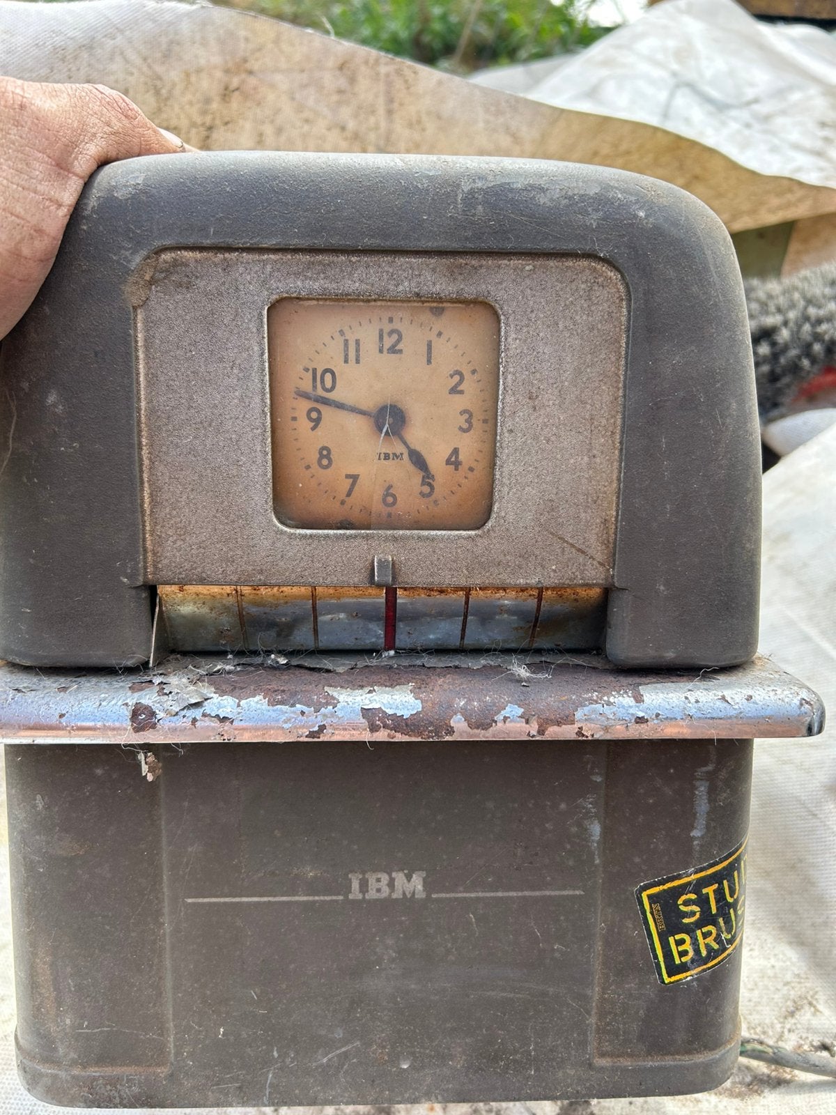 IBM 2501-2 ponskaartlezer, Ophalen