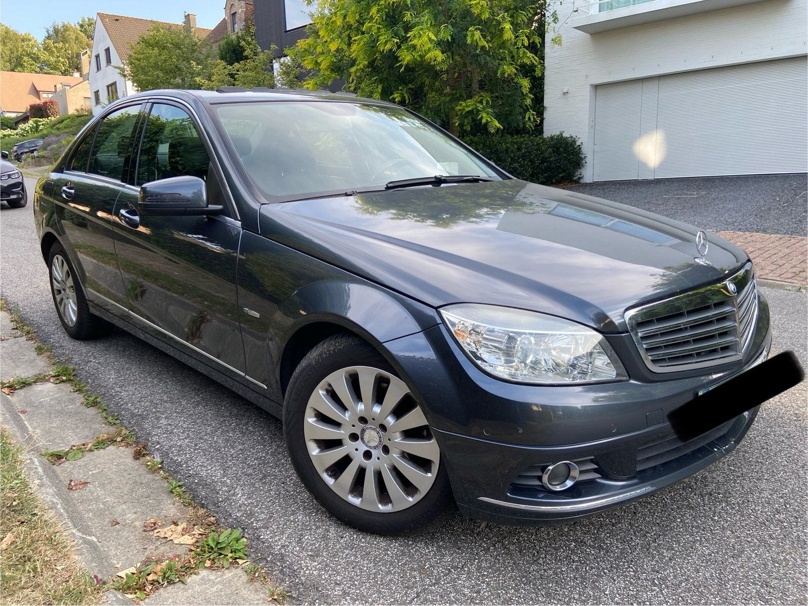 Automatique essence carnet mercedes, Autos, Mercedes-Benz, Entretenue par le concessionnaire, Noir, 5 portes, Automatique