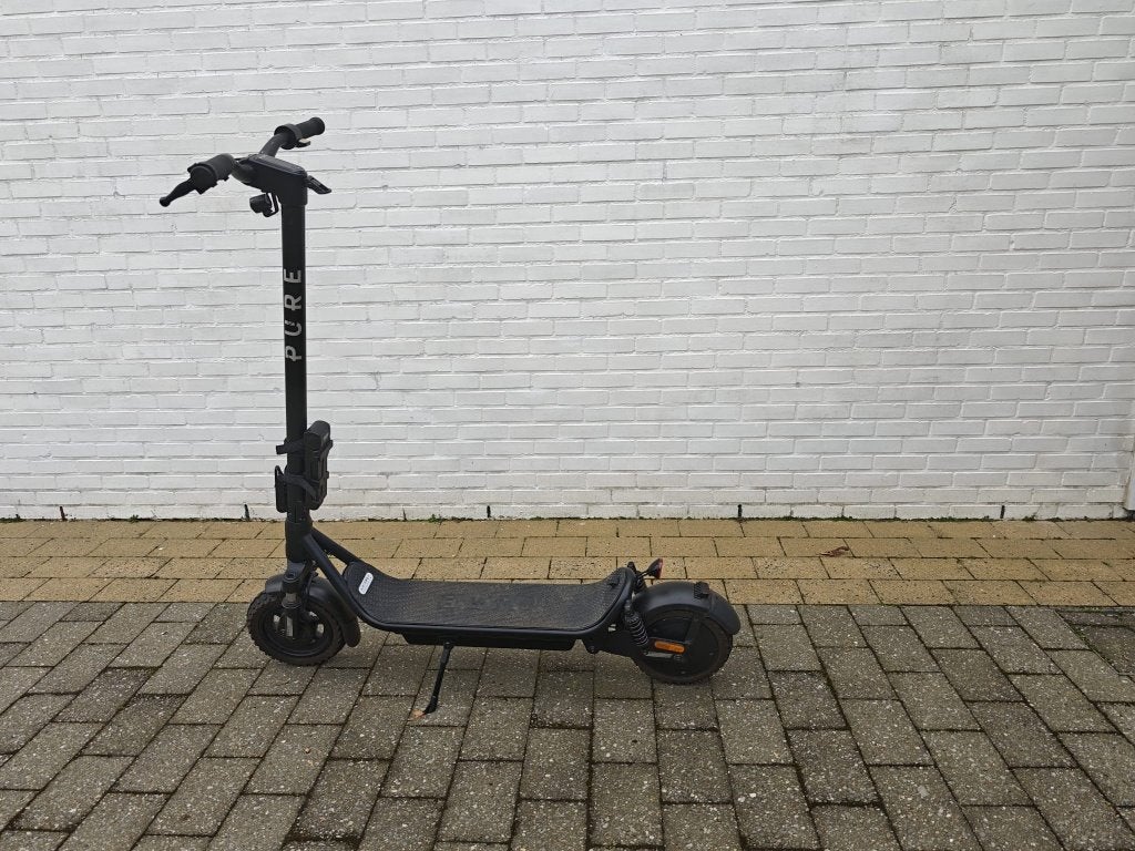 Pure Air Pro + Suspension, Enlèvement, Comme neuf, Step électrique (E-scooter), Pure