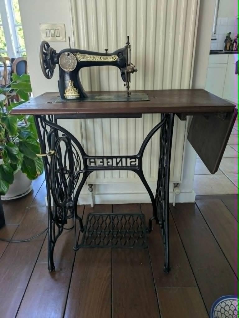 Vintage Singer Treadle naaimachine, Antiek en Kunst, Antiek | Naaimachines, Ophalen