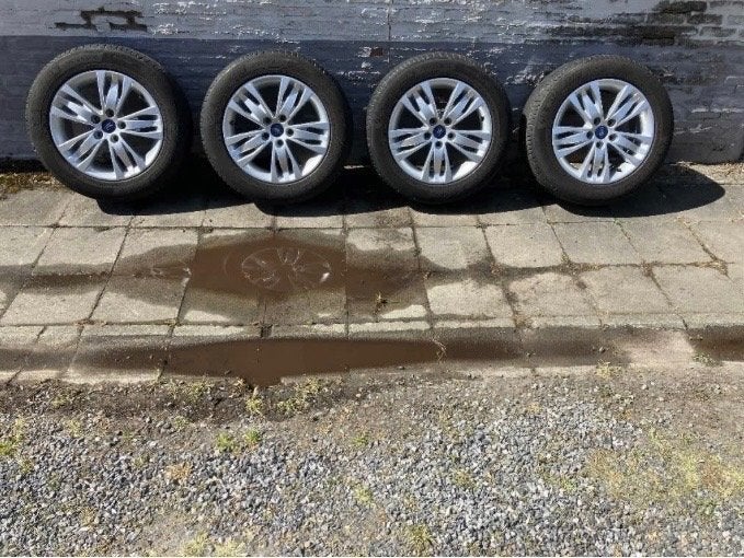 Velgen Ford met Michelin banden mooie staat, Ophalen, 16 inch, Banden en Velgen, Personenwagen