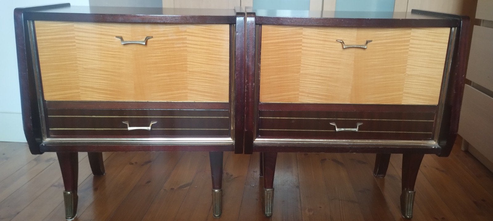 Set of 2 Vintage nightstands, Ophalen, Gebruikt, Hout