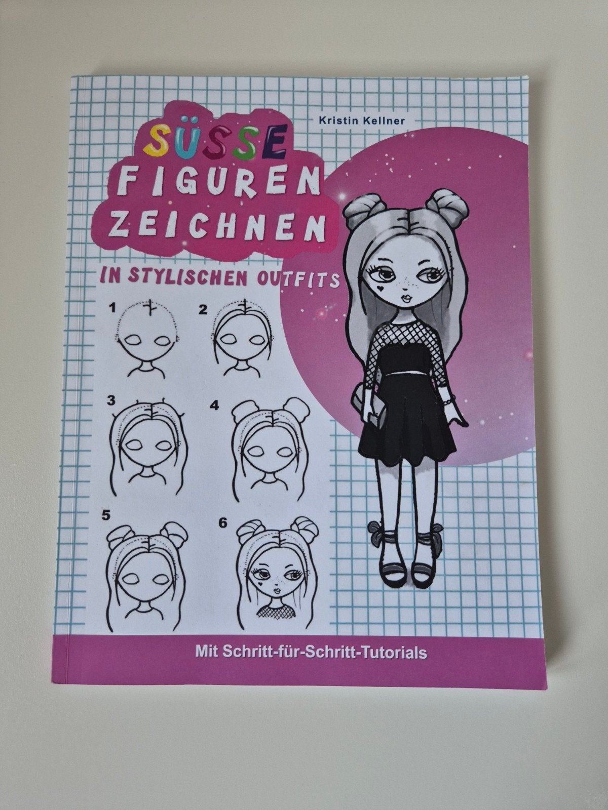 Leuk tekenboek Süße Figuren zeichnen in stylischen Outfits,, Ophalen of Verzenden
