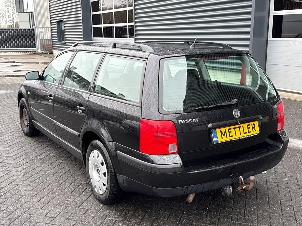 Volkswagen Passat Variant 1.8-5V Comfortline, airco, cruise, Auto's, Oldtimers, Voorwielaandrijving, Zwart, Bedrijf, Velours