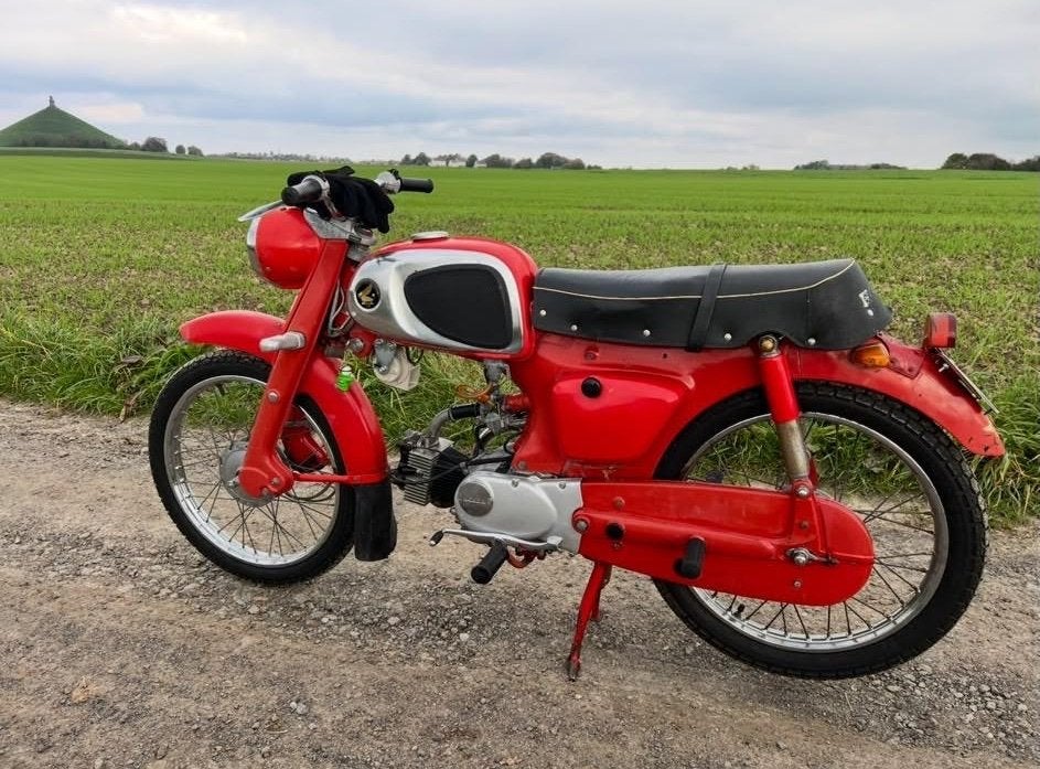 Moto Honda C110 Sport Cub, Occasion, Particulier, 49 cc, Toermotor