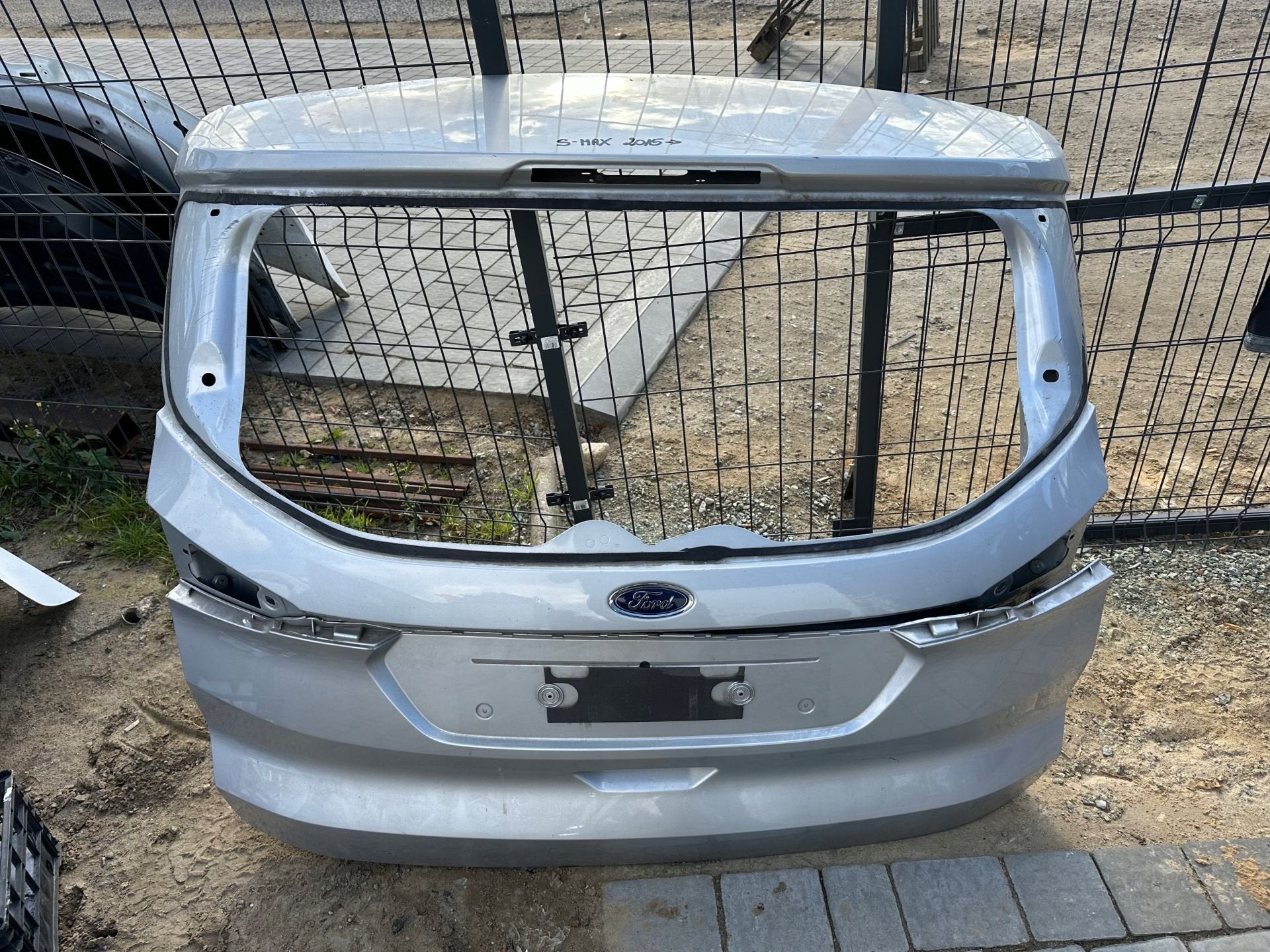 Hayon arri re Ford S-Max Mk2, Arrière, Info@ford.com, Porte, Ford Motor Company