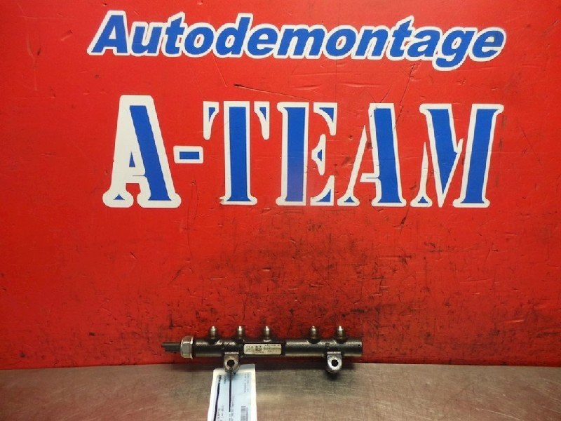 INJECTIEGALERIJ Volvo S60 II (FS) (|9685297580|132906105|), Gebruikt, Volvo