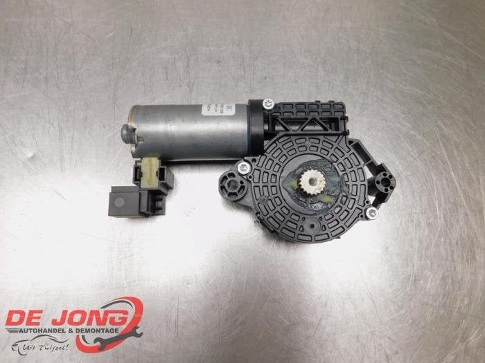 Moteur toit ouvrant d'un Mercedes C-Klasse, Autos : Pièces & Accessoires, 3 mois de garantie, Utilisé, -, -