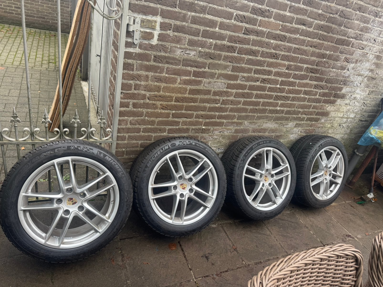 Winterset porsche panamera, Ophalen, 19 inch, Velg(en)