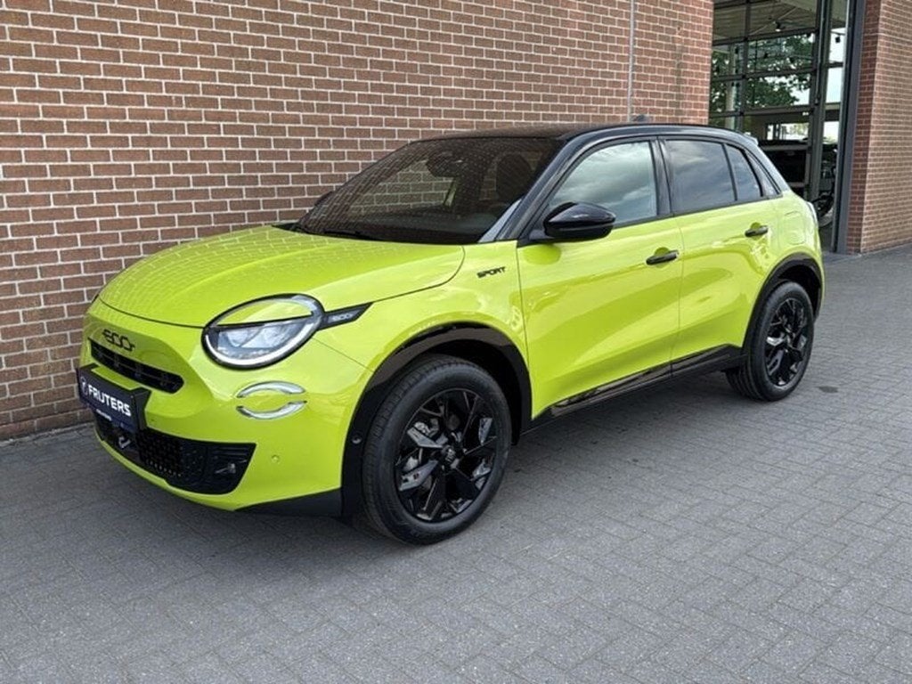 Fiat 600 SPORT - 1.2 Hybrid 107kW (145pk) Automatisch, Auto's, Automaat, 5 zetels, 5 deurs, 107 kW