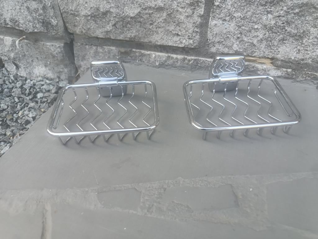 2 nouveaux porte-produits de douche murale en acier inoxydab, Enlèvement, Inox