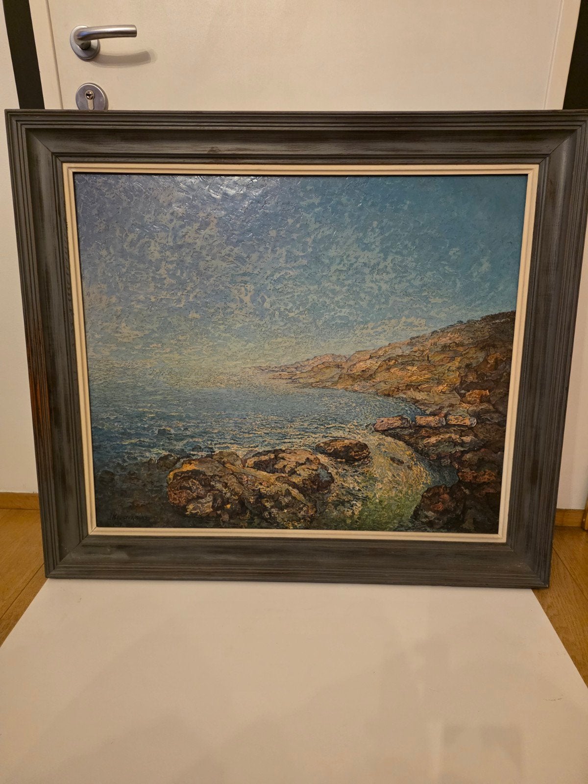 Sfeervol Mediterraans Kustlandschap – J. Keustermans (1967), Antiek en Kunst, Ophalen, Gedateerd, Olieverf