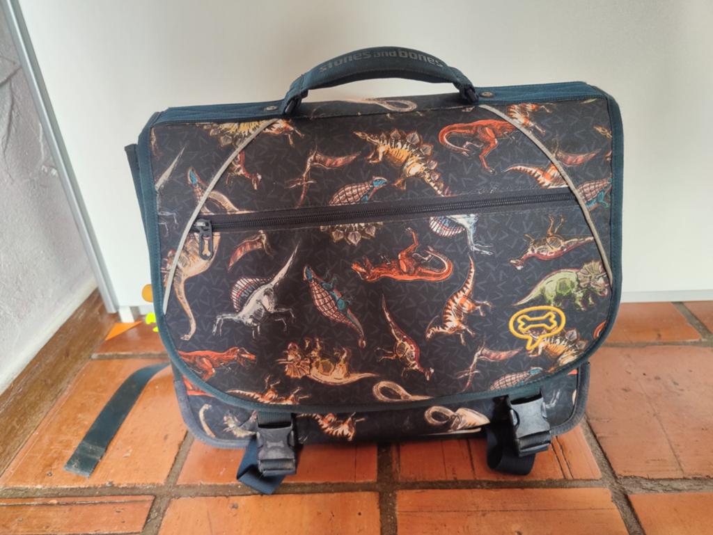 Lagere school boekentas Stones & Bones, Handtassen en Accessoires, Tassen | Schooltassen, Ophalen