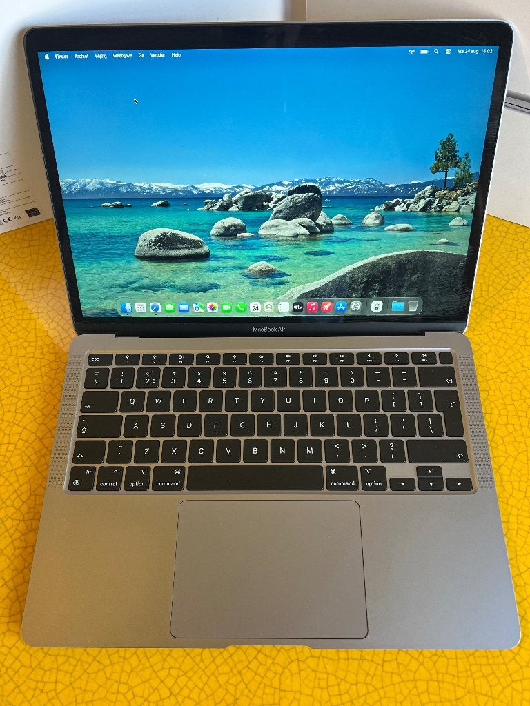 MacBook Air M1 2023 8Go 512Go  Gris sidéral Batterie 97%, Informatique & Logiciels, Apple Macbooks, 512 GB, Comme neuf, 3 à 4 Ghz