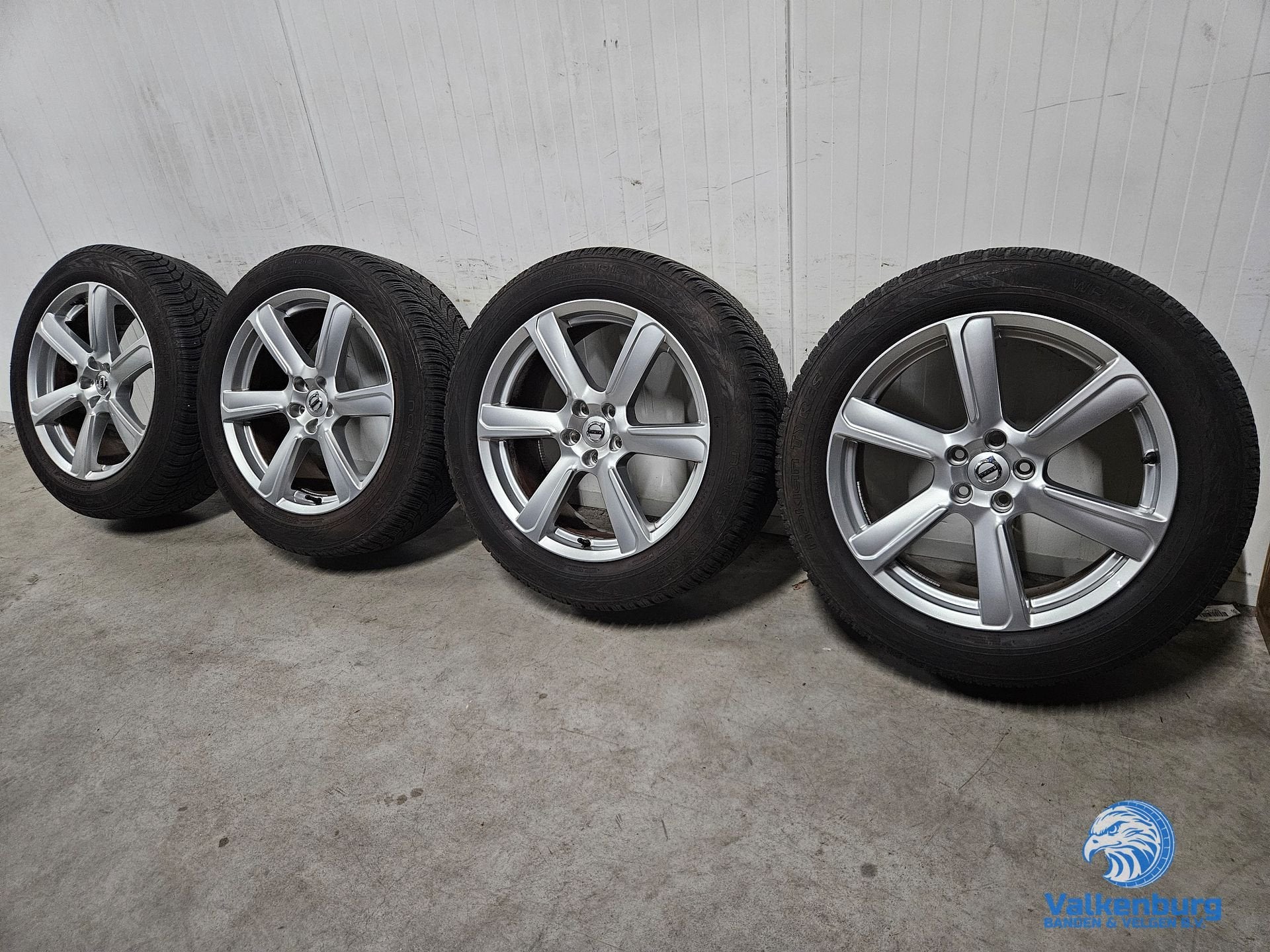 6-7mm! Originele Volvo XC90 XC60 XC40 Turbine Silver 19 inch, Auto-onderdelen, Banden en Velgen, 19 inch, Gebruikt, -, -