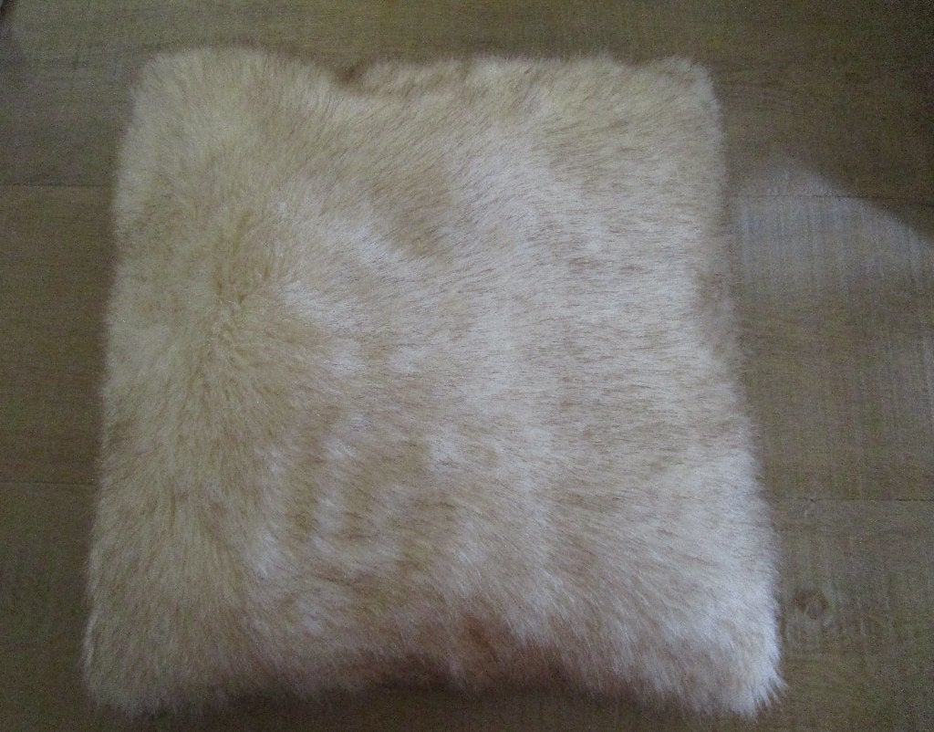 4 dezelfde sier kussens, Huis en Inrichting, Woonaccessoires | Kussens, Dubbelzijdig, Beige, Vierkant, Nieuw