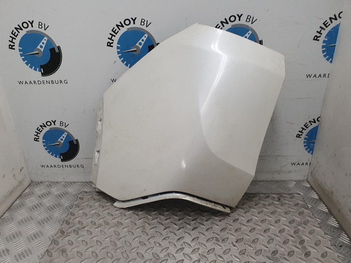 PEUGEOT 3008 GT LINE BUMPER ACHTER 2020, Auto-onderdelen, Ophalen of Verzenden, Gebruikt, Stiba lid