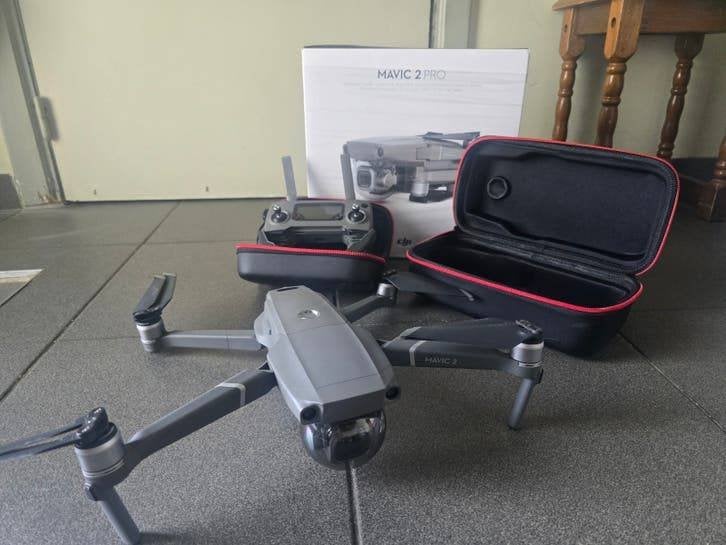 dji mavic 2 pro avec étui de transport et boîte, Enlèvement ou Envoi, Neuf, Drone professionnel, DJI