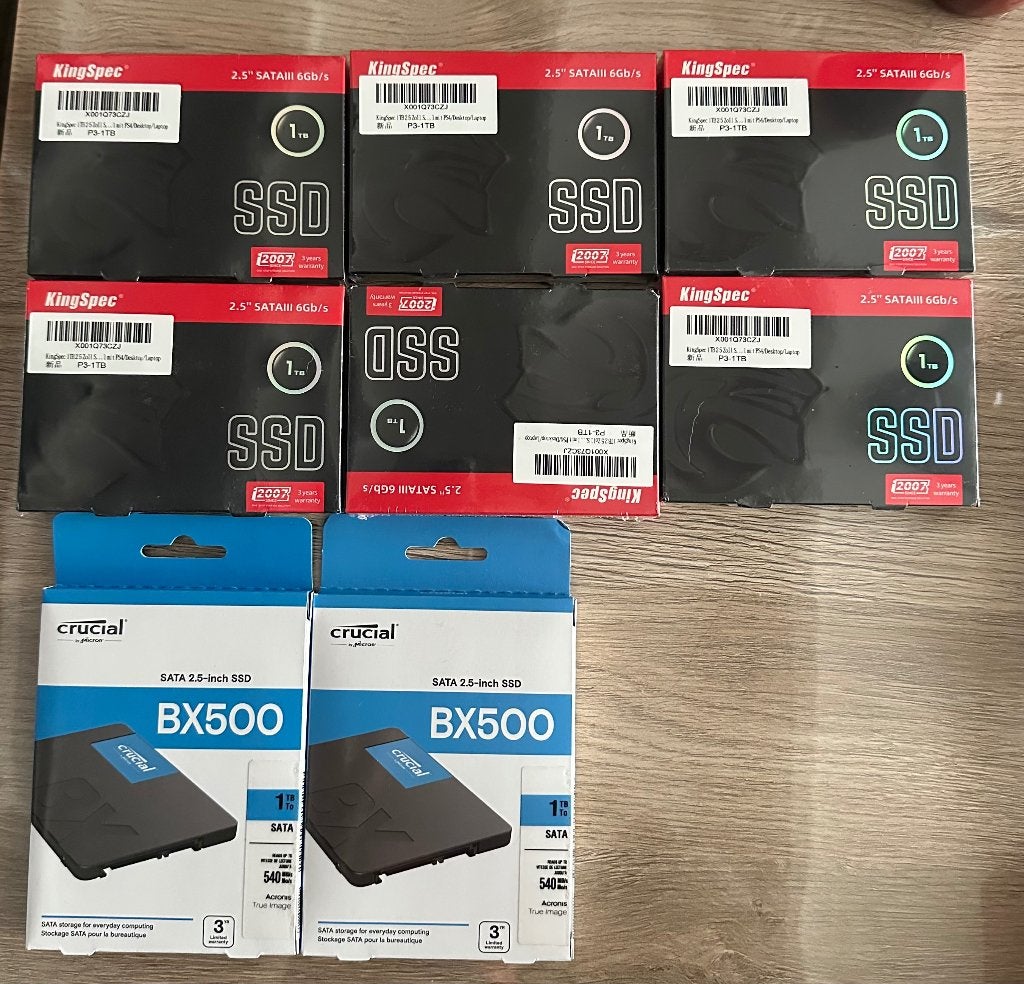 8x 1tb 2,5inch ssd, Neuf, Interne, Enlèvement, Desktop