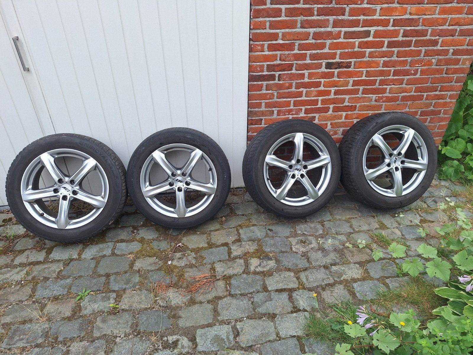 Aez 17" velgen met winterband 5x108 ET 48, Auto-onderdelen, Banden en Velgen, Ophalen, Velg(en), 17 inch, Winterbanden