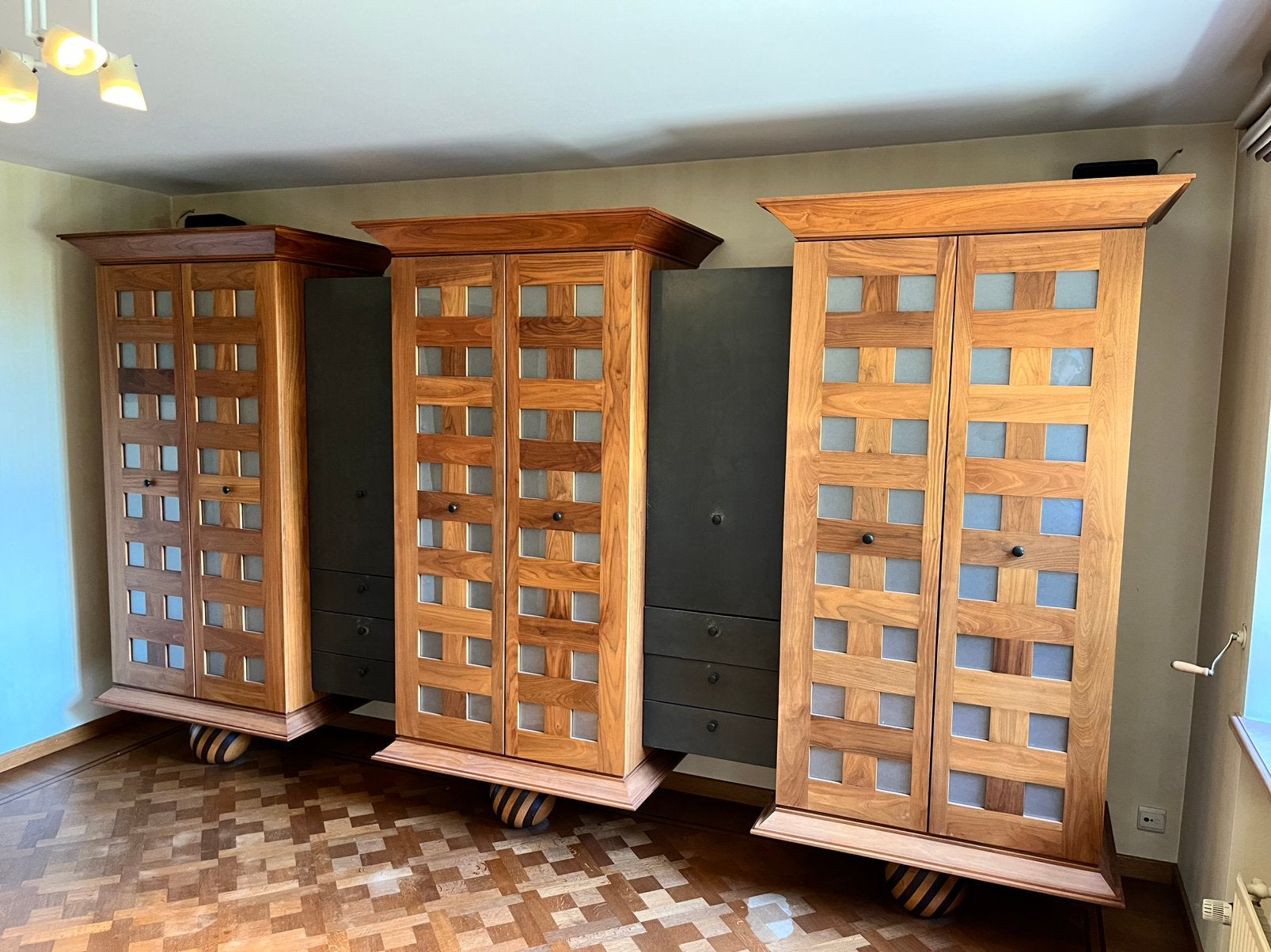 Houten kast (382 x 213 x 64,5), Huis en Inrichting, Ophalen, Zo goed als nieuw