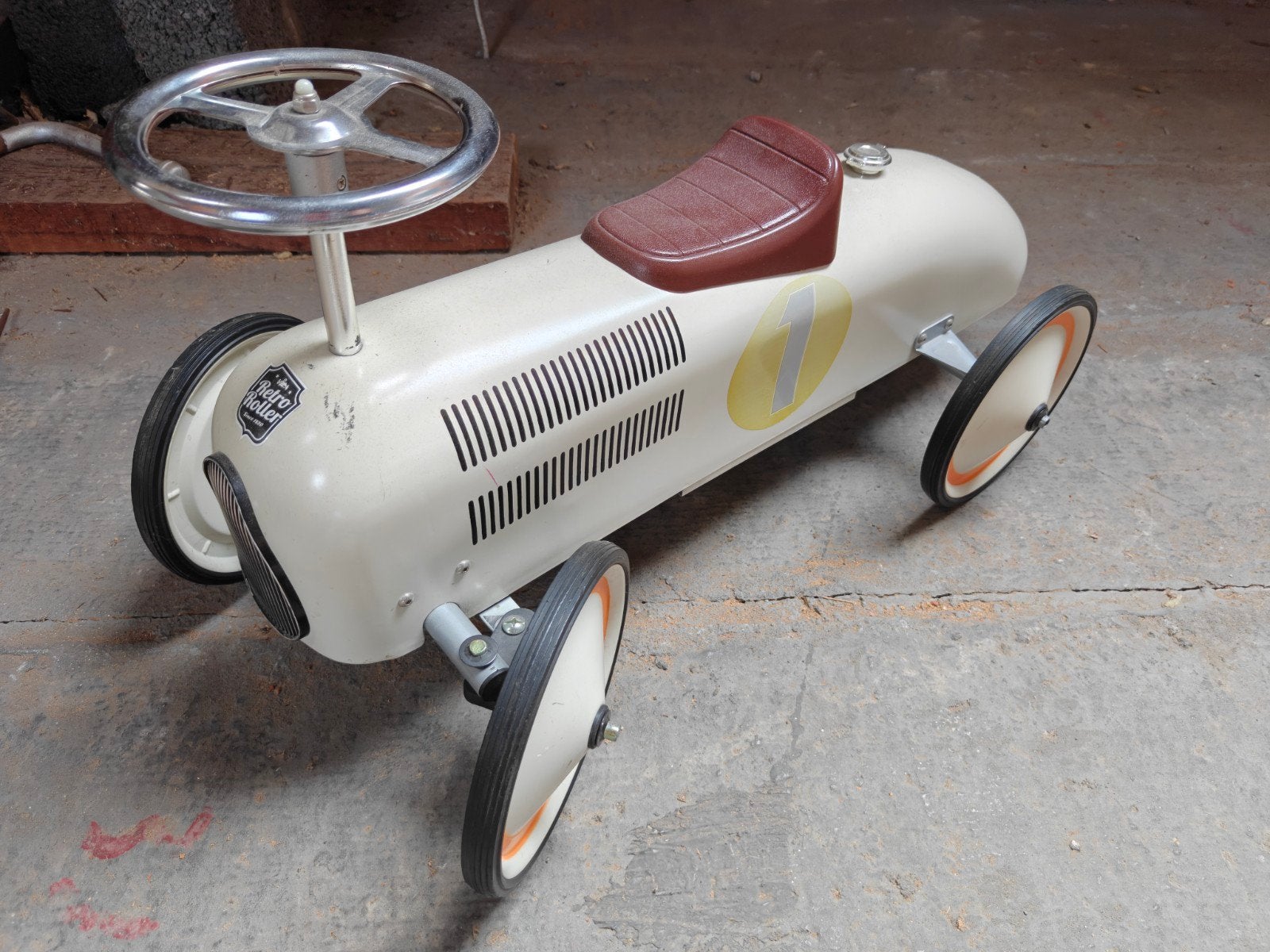 loopauto Retro Roller, Ophalen