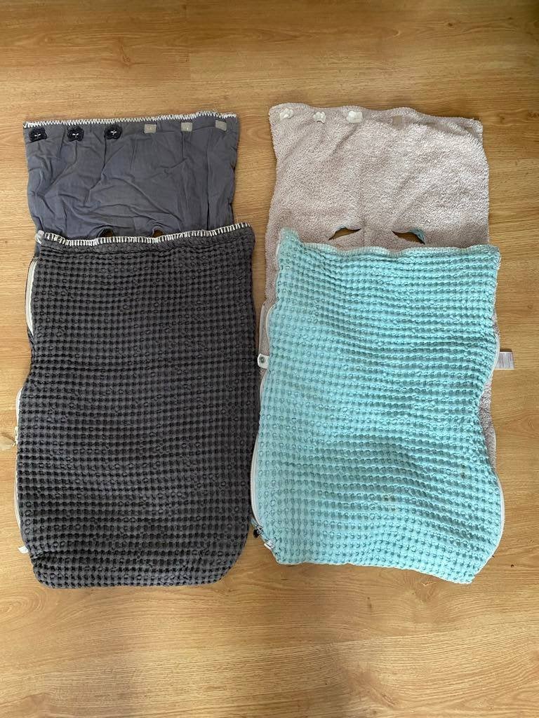 Twee voetenzakken Koeka, Kinderen en Baby's, Buggy's, Ophalen, Zo goed als nieuw, Overige merken, Voetenzak
