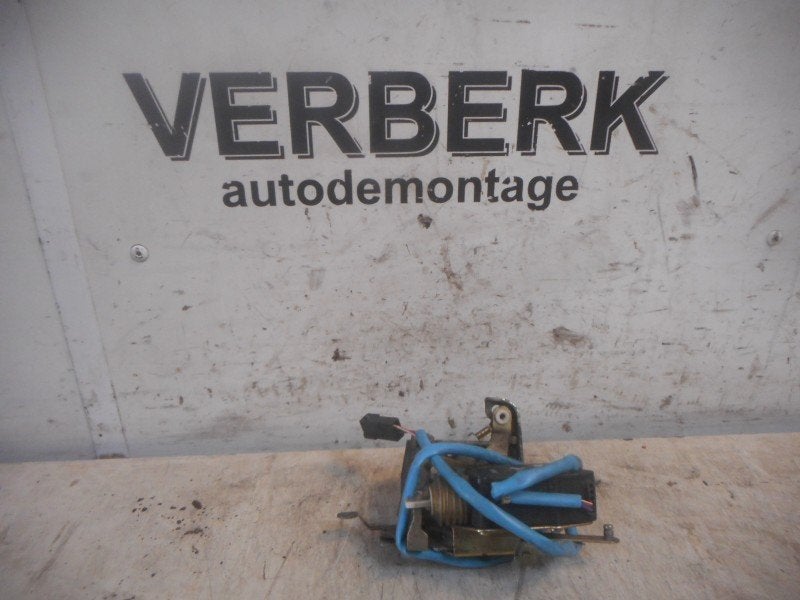 SERRURE DE PORTE ARRIÈRE GAUCHE Volvo 940 I Estate, Utilisé, Arrière, Volvo