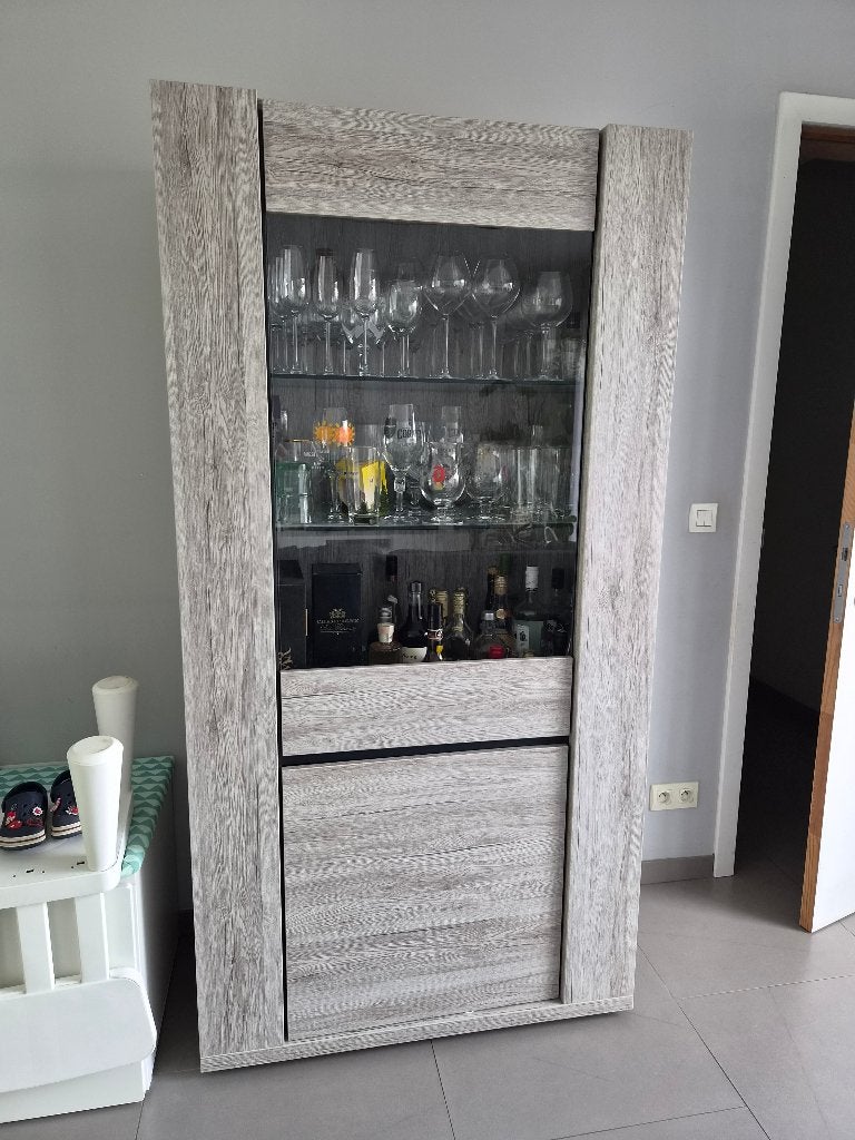 Vitrinekast, Ophalen, Met deur(en), 50 tot 100 cm, Zo goed als nieuw