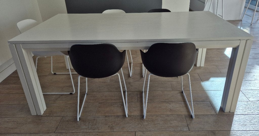 table à manger, 100 à 150 cm, Enlèvement, Utilisé, Klassiek eigentijds