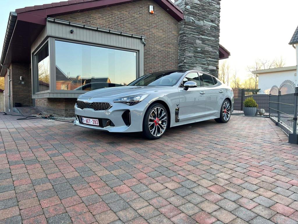 Kia stinger 2.0 gdi, Autos, Kia, Cuir, Argent ou Gris, Euro 6, 5 portes