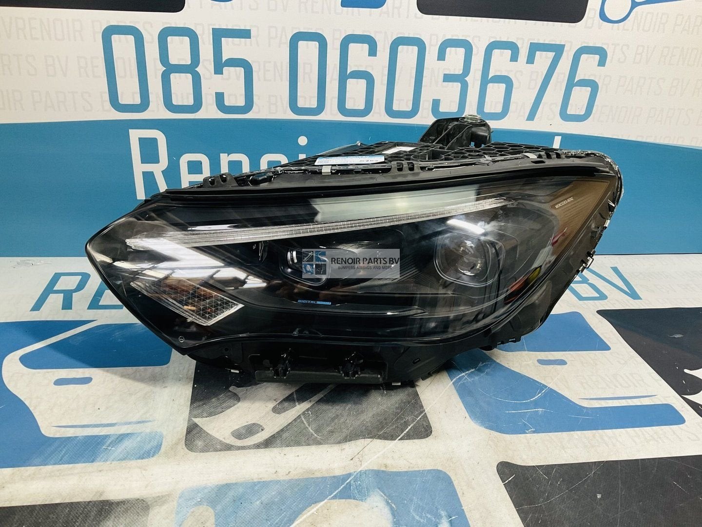 Koplamp Mercedes EQS W297 W295 Digital Light A2959060501 Lin, -, Utilisé, -, Enlèvement ou Envoi