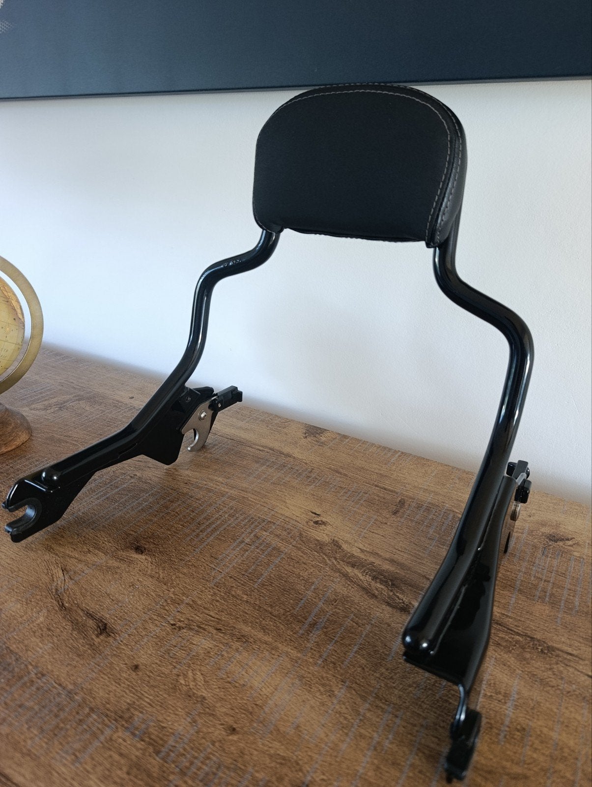 Sissy bar OEM Harley Davidson FatBob, Motoren, Ophalen of Verzenden, Nieuw
