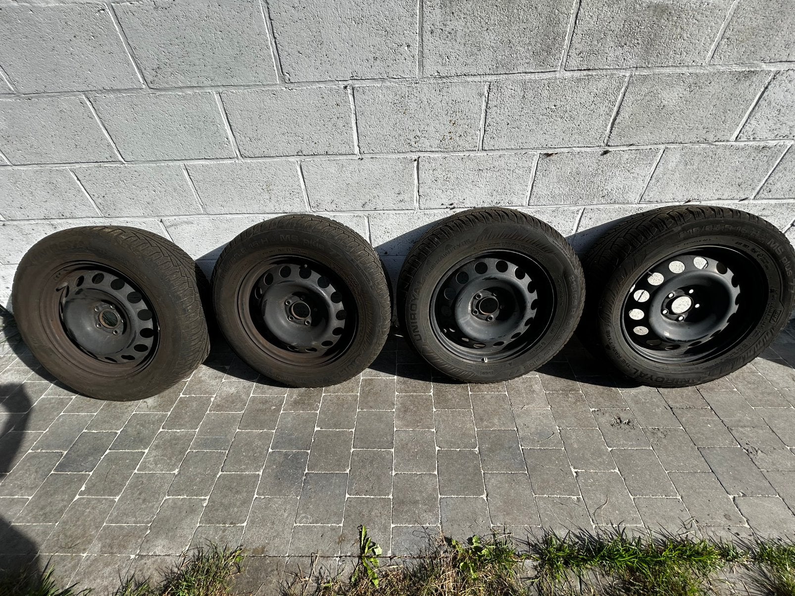 4 Pneus Hiver Uniroyal 215/65 R16 + Jantes Rifter, Pneus et Jantes, 16 pouces, Véhicule de tourisme, Enlèvement