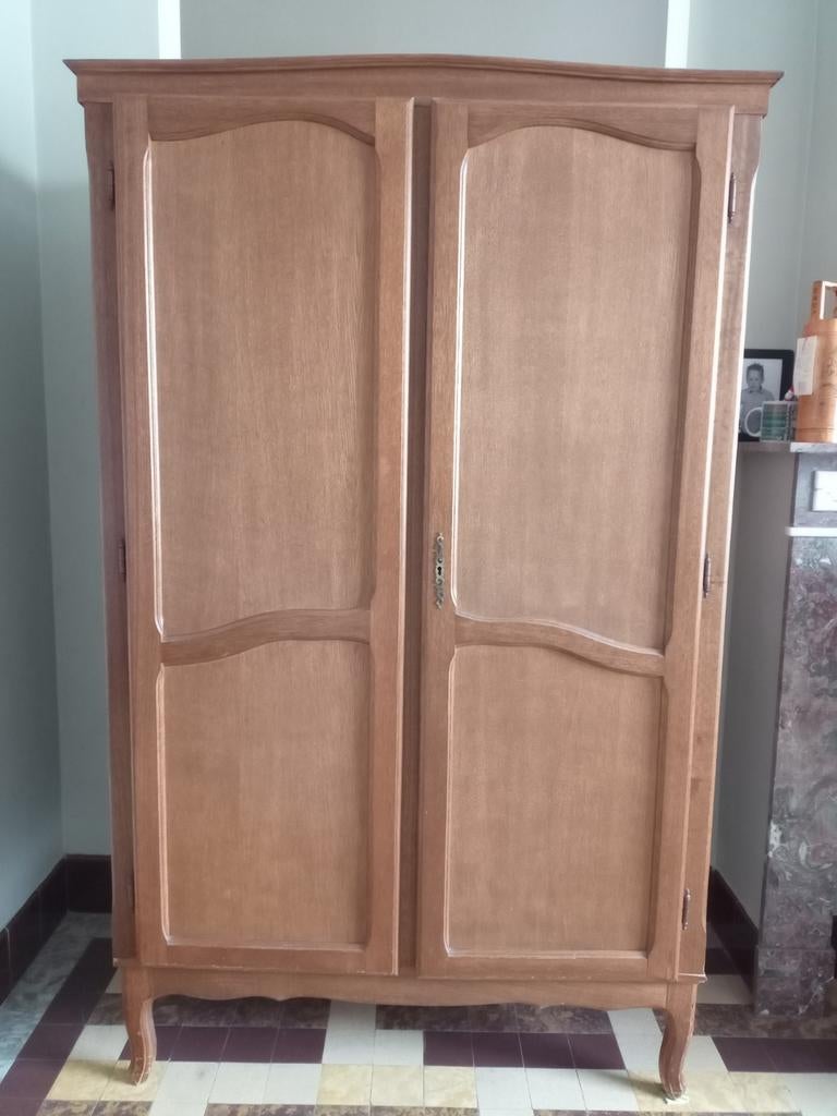 Armoire à 2 portes, Avec tablette(s), 100 à 150 cm, Utilisé, 50 à 75 cm