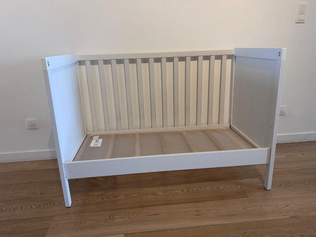Lit bébé evolutif Ikea Sundvik blanc, Enlèvement, Utilisé, Lit