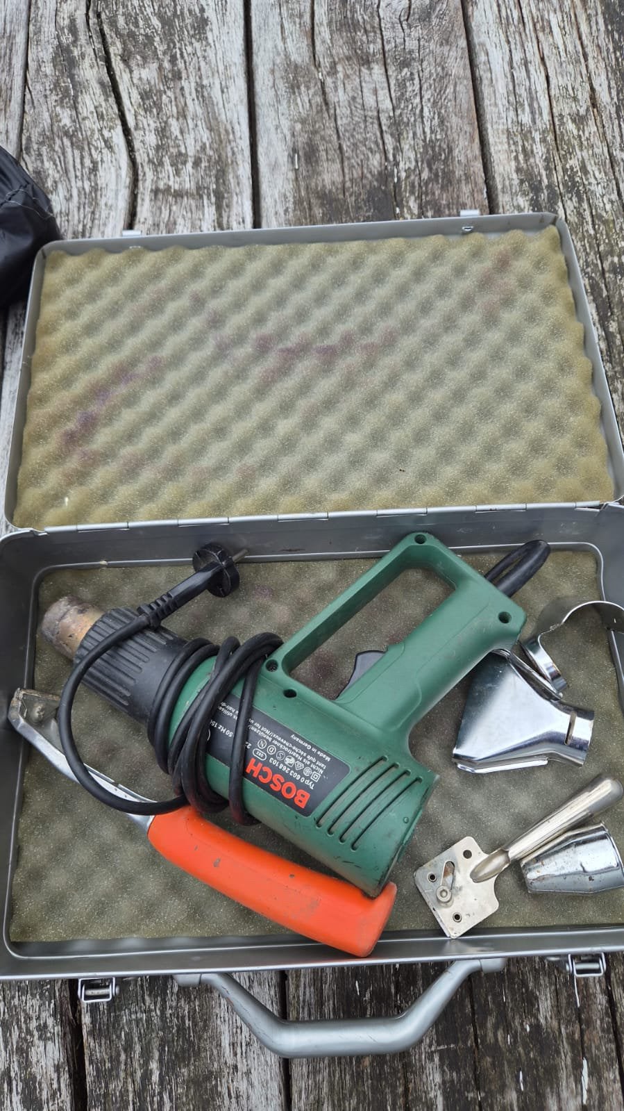 Bosh heating gun 220 v, Doe-het-zelf en Bouw, Gereedschap | Zaagmachines, Ophalen, Gebruikt