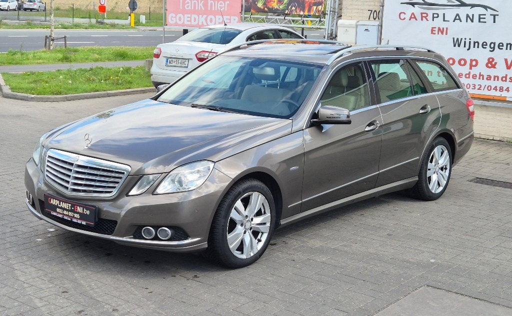 Mercrdes E 220 CDi 2.2 120 kw 163 pk Automaat 2010 203.dkm, Autos, Cuir, Euro 5, Achat, Beige