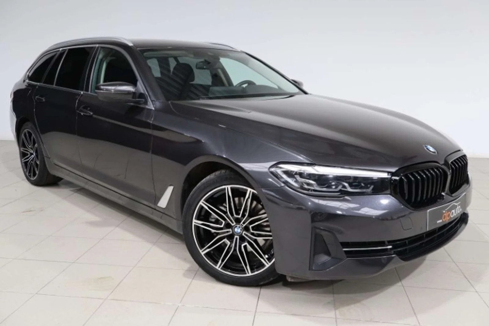 BMW 5 Serie 518 Touring (automatique), Autos, 100 kW, Euro 6, Entreprise, 5 portes