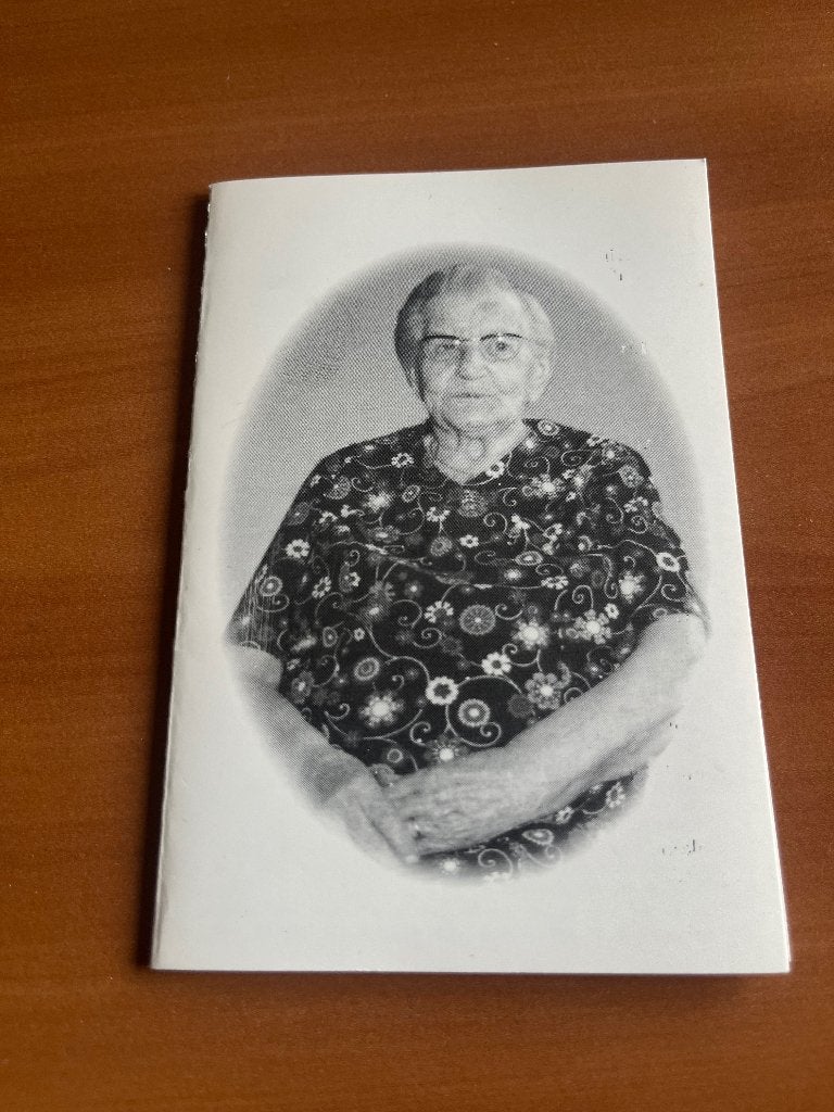 Rouwkaart 100 jarige- E.Billiauw  Torhout 1892 + 1994, Verzamelen, Bidprentjes en Rouwkaarten, Verzenden, Rouwkaart