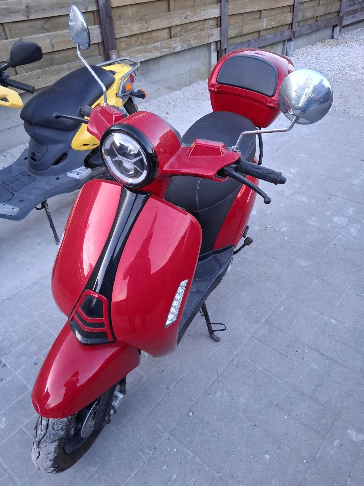 Kleur rood, Fietsen en Brommers, Scooters | Overige merken, Ophalen